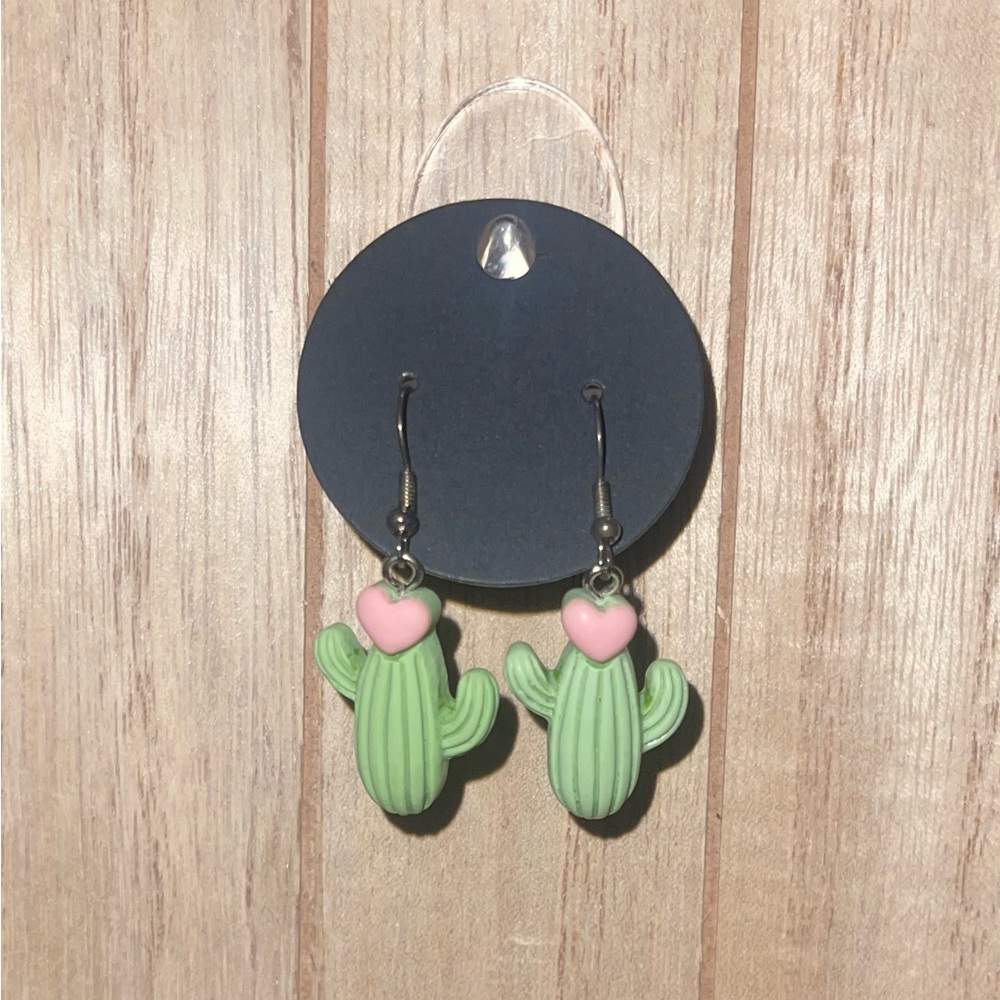 Heart cactus earrings